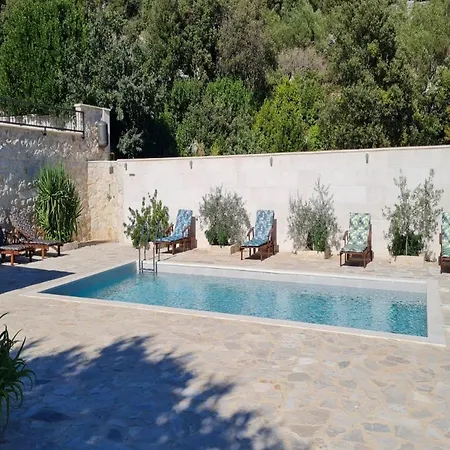 Casa vacanze Mico With Swimming Pool Drvenik (Split-Dalmatia)