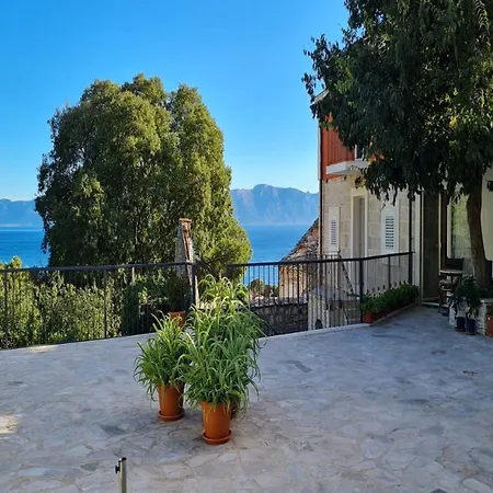 Mico With Swimming Pool Casa vacanze
