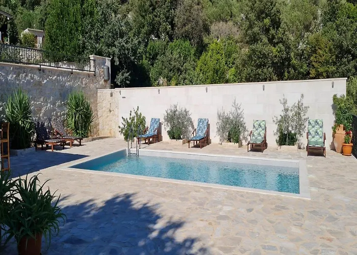 Casa vacanze Mico With Swimming Pool Drvenik (Split-Dalmatia)