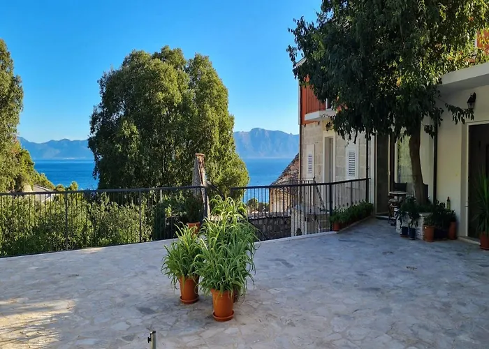 Mico With Swimming Pool Casa vacanze