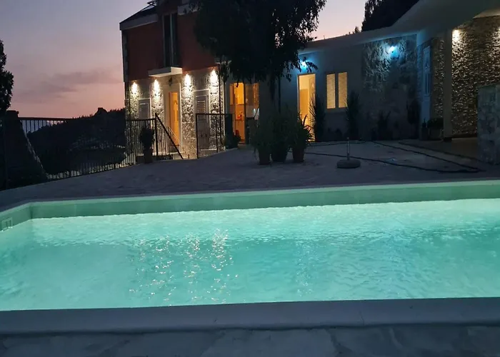 Casa vacanze Mico With Swimming Pool *