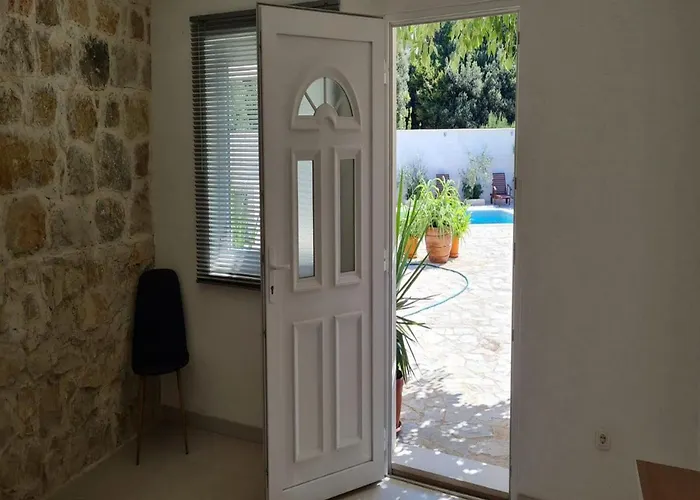 Mico With Swimming Pool Casa vacanze